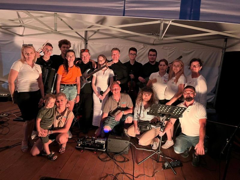 aa1f98cb-4879-4d77-88ad-f4a43bbc1ca6-dluzsza-kraw-1600Q72