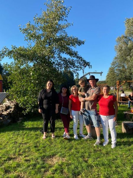 f36c0bf1-93da-4ad8-9c3c-eb4609c44f06-dluzsza-kraw-1600Q72